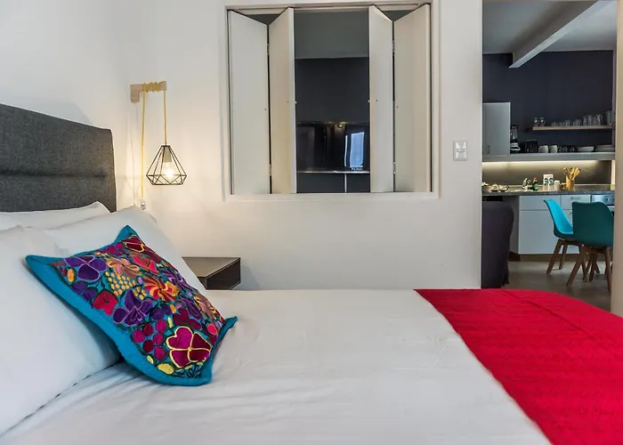 Myplace Zocalo 3*